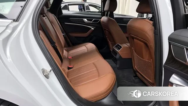 Audi A6 (C8) 2023 Белый из Кореи, фото 3