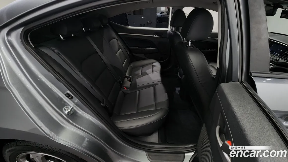 Hyundai Avante AD id 2037697 из Кореи 3