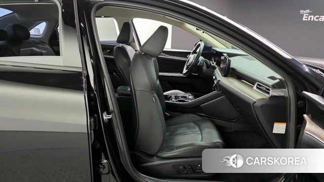 Kia K5 Hybrid 3rd Generation 2023 Черный из Кореи, фото 3