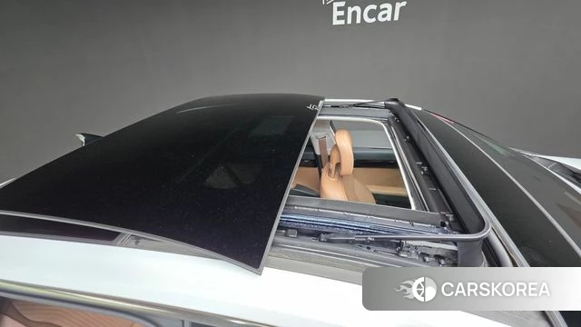 Hyundai Grandeur Hybrid (GN7) 2024 Белый из Кореи, фото 3