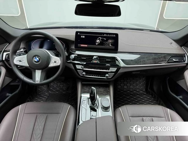 BMW 5 series 2024 Черный из Китая, фото 3