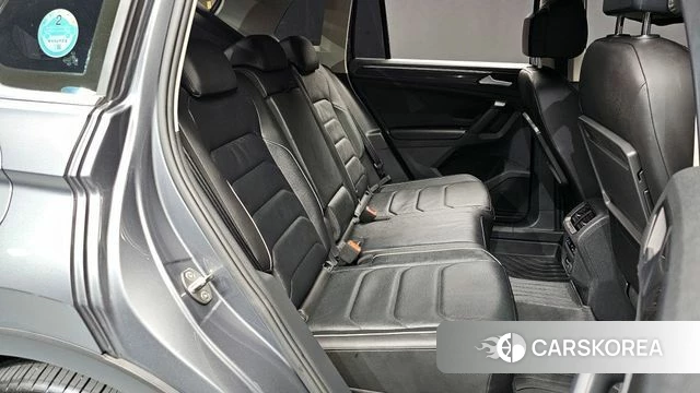 Volkswagen Tiguan second Generation 2020 Серый из Кореи, фото 3