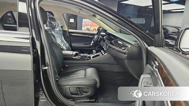 Genesis G90 2018 Черный из Кореи, фото 3