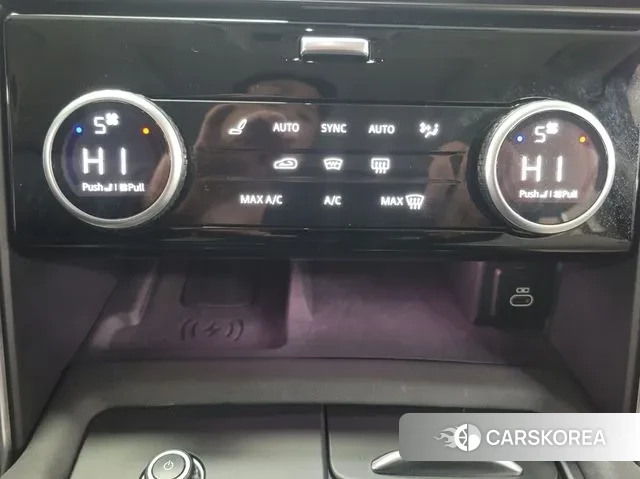 Land Rover Discovery 5 2022 Черный из Кореи, фото 3