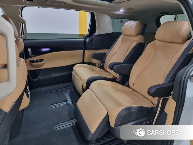 Kia Carnival 4th generation 2023 Белый из Кореи, фото 3
