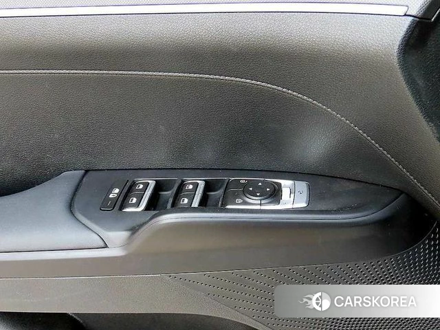 Kia K5 3rd generation 2023 Белый из Кореи, фото 3
