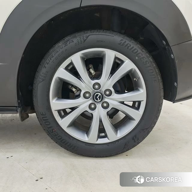 Mazda CX-30 2021 Белый из Китая, фото 3