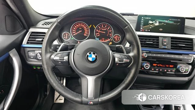 BMW 3 Series (F30) 2018 Белый из Кореи, фото 3