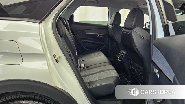 Peugeot 3008 second generation 2019 Белый из Кореи, фото 3