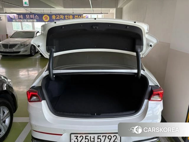 Kia K5 3rd generation 2023 Белый из Кореи, фото 3