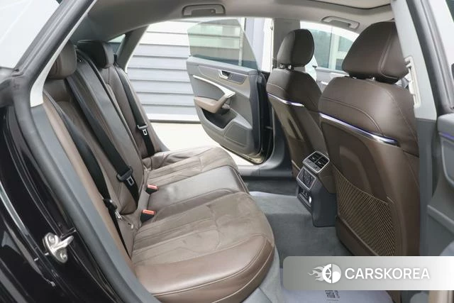 Audi A7L 2024 Черный из Китая, фото 3