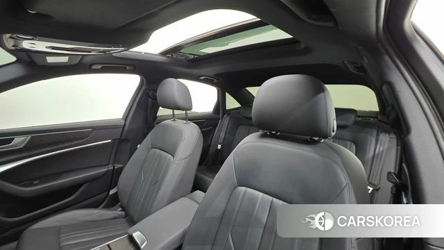 Audi A6 (C8) 2021 Белый из Кореи, фото 3
