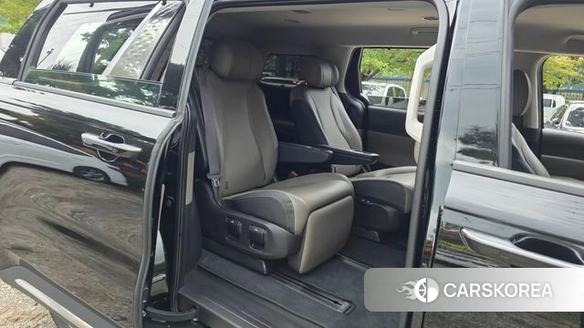 Kia The New Carnival 4th Generation 2023 Черный из Кореи, фото 3