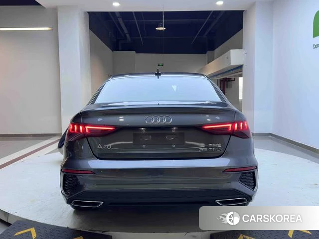 Audi A3 2022 Темно-серый из Китая, фото 3