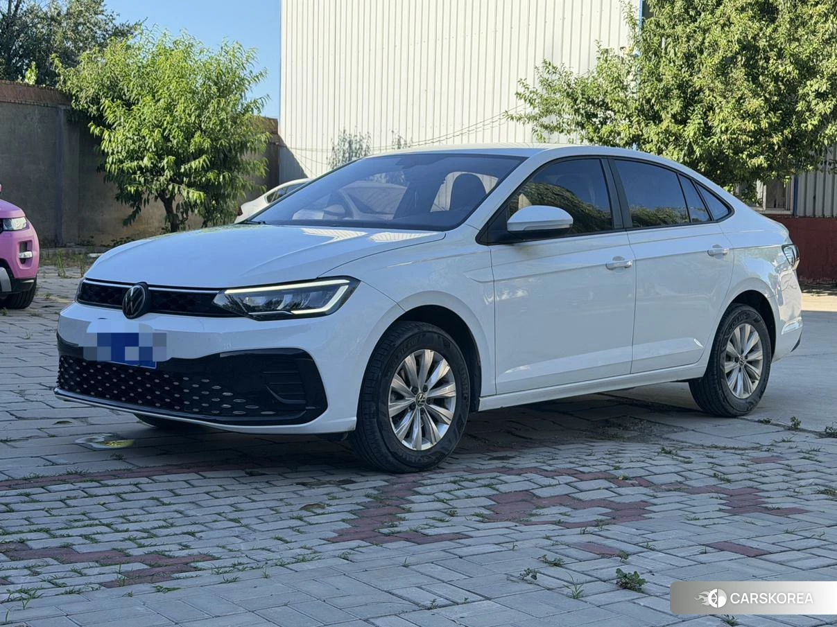 Volkswagen Lavida 2023 Белый из Китая, фото 3