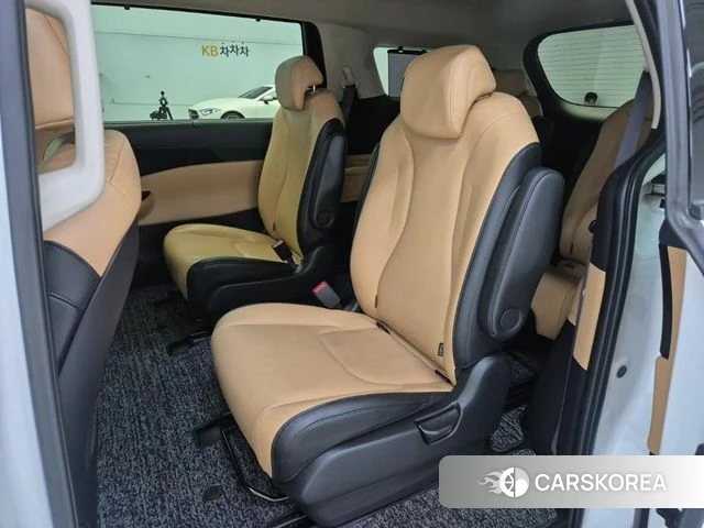 Kia Carnival 4th generation 2022 Белый из Кореи, фото 3