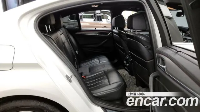 BMW 5 Series (G30) id 2721989 из Кореи 3