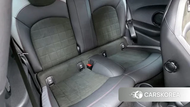 Mini Cooper S 2021 Жемчужный цвет из Кореи, фото 3