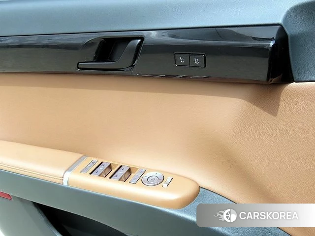 Hyundai Grandeur Hybrid (GN7) 2023 Черный из Кореи, фото 3