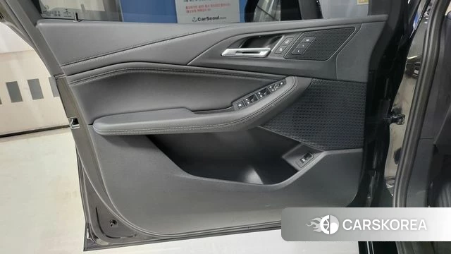 BMW 2 Series Active Tourer (U06) 2023 Черный из Кореи, фото 3