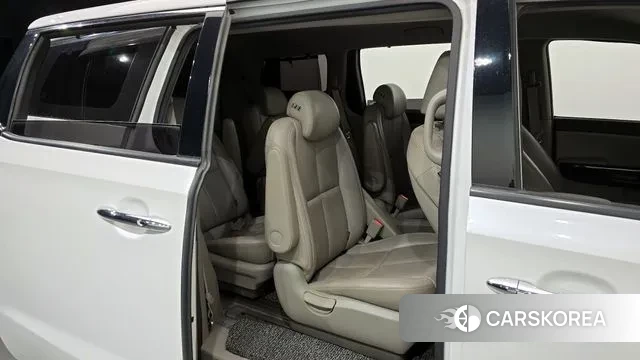 Kia The New Carnival 2018 Белый из Кореи, фото 3