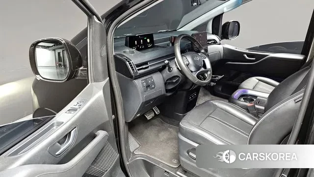Hyundai Staria 2022 Черный из Кореи, фото 3