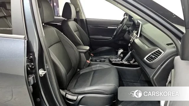 Kia Seltos 2022 Серый из Кореи, фото 3