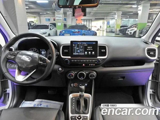 Hyundai Venue 2020 Серебристо-серый из Кореи, фото 3