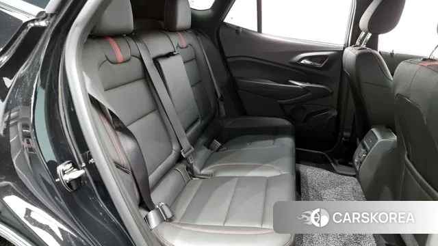 Chevrolet (GM Daewoo) Trax Crossover 2023 Черный из Кореи, фото 3