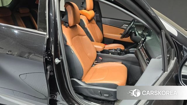 Kia Sportage 5th Generation Hybrid 2021 Черный из Кореи, фото 3