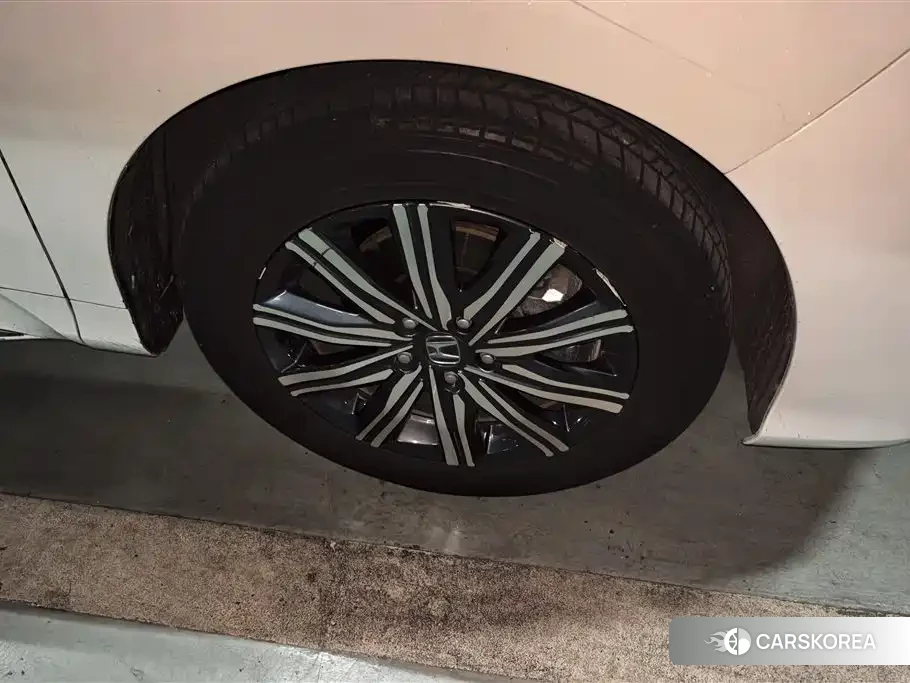 Honda Odyssey 2022 Белый из Китая, фото 3