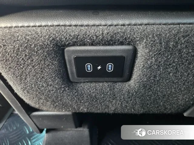 Hyundai Staria 2025 Черный из Кореи, фото 3