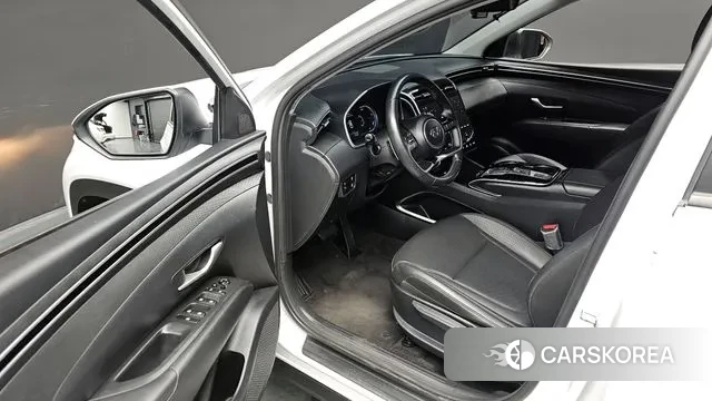 Hyundai Tucson Hybrid (NX4) 2022 Белый из Кореи, фото 3