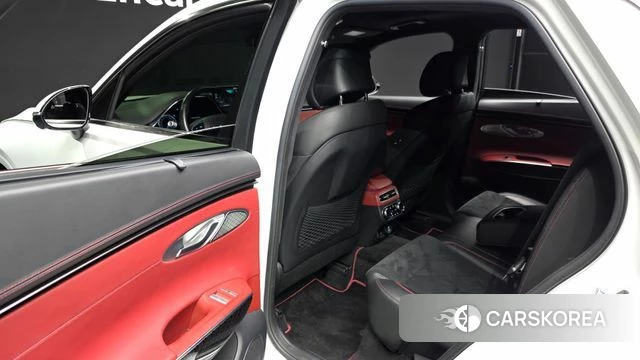 Genesis GV70 2022 Белый из Кореи, фото 3