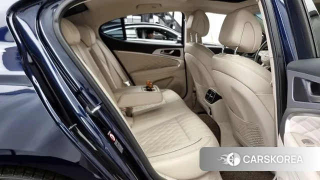 Genesis G70 2018 Синий из Кореи, фото 3