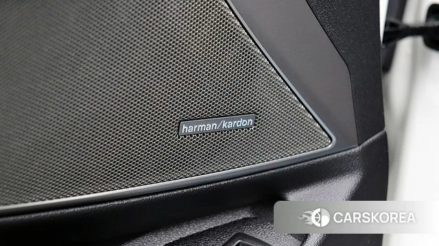 BMW 3 Series (G20) 2021 Белый из Кореи, фото 3