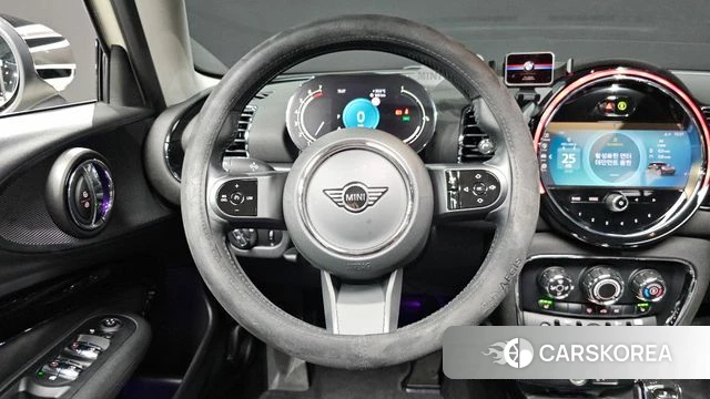 Mini Cooper Clubman 2021 Жемчужный цвет из Кореи, фото 3