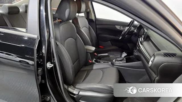 Kia Come New K3 2021 Черный из Кореи, фото 3