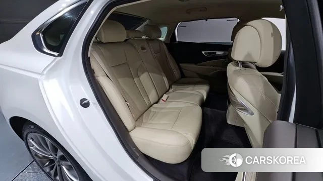 Kia The New K9 2nd generation 2022 Белый из Кореи, фото 3