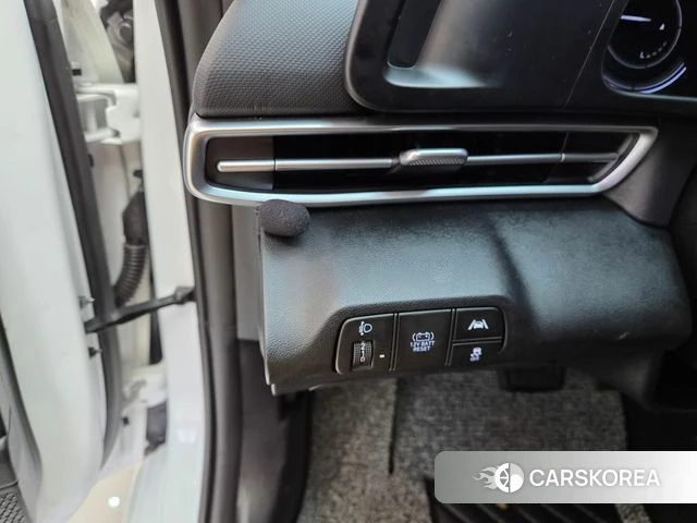 Hyundai Avante Hybrid (CN7) 2023 Белый из Кореи, фото 3