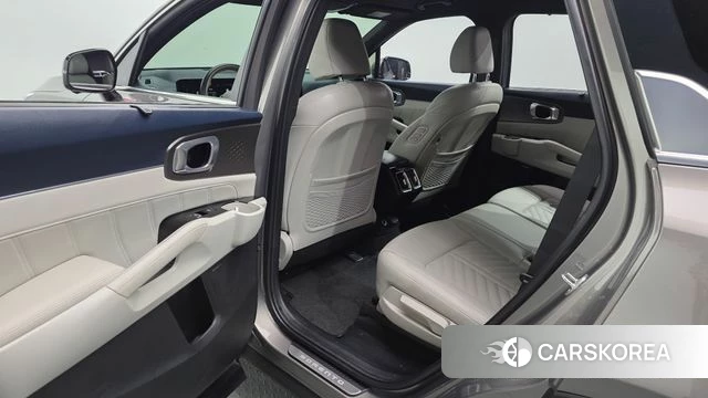 Kia The New Sorento 4th Generation 2023 Серебристо-серый из Кореи, фото 3