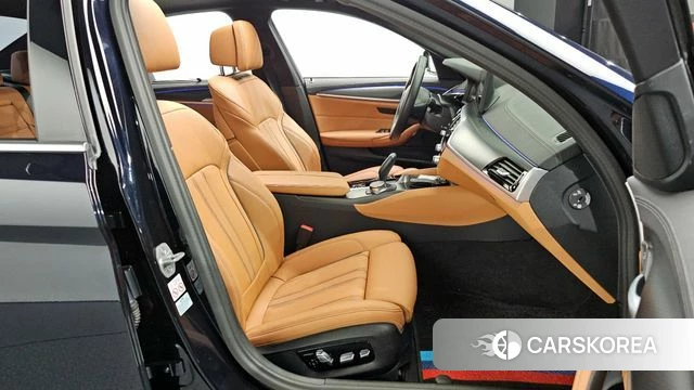 BMW 5 Series (G30) 2023 Синий из Кореи, фото 3