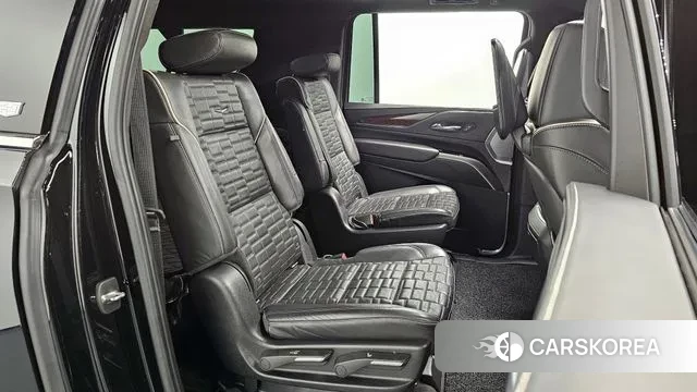 Cadillac Escalade 5th Generation 2022 Черный из Кореи, фото 3