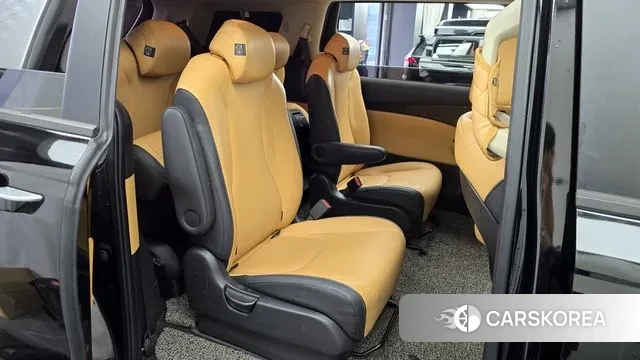 Kia Carnival 4th generation 2022 Черный из Кореи, фото 3