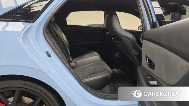 Hyundai Avante (CN7) 2022 Небесно-голубой из Кореи, фото 3