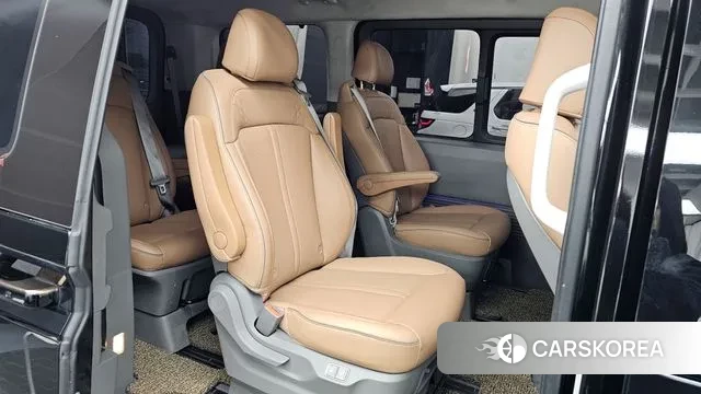 Hyundai Staria 2024 Черный из Кореи, фото 3