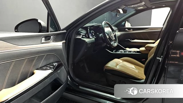 Kia K5 3rd generation 2023 Серый из Кореи, фото 3