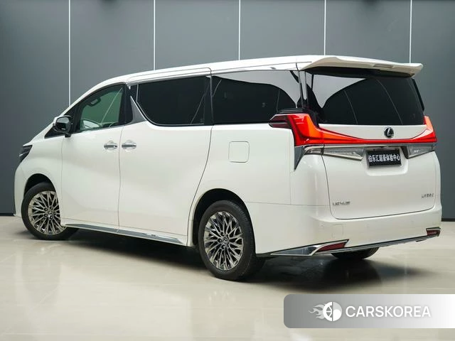 Lexus LM 2024 Белый из Китая, фото 3