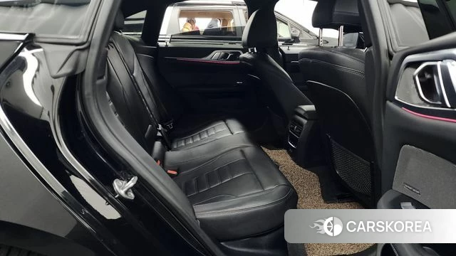 BMW i4 2022 Черный из Кореи, фото 3