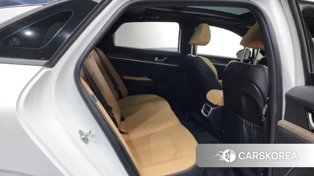 Kia K5 3rd generation 2020 Белый из Кореи, фото 3